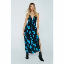 NastyGal Strappy Shadowed Floral Maxi Dress For Female