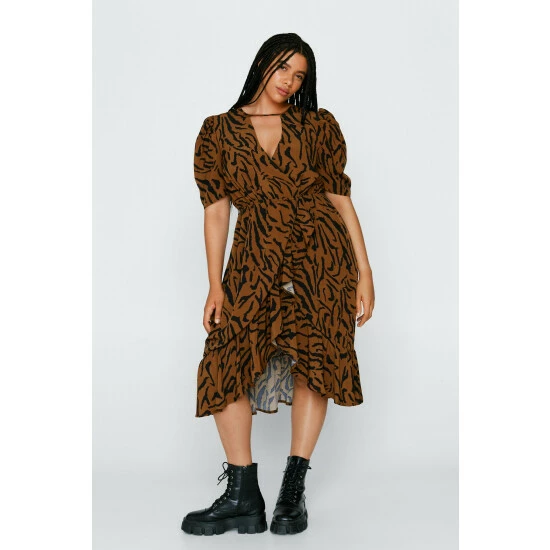 NastyGal Easy Tiger Plus Wrap Midi Dress For Female - Image 3