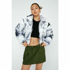 NastyGal Renaissance Print Cropped Puffer Jacket For Female
