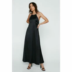 NastyGal Petite Satin Halterneck Maxi Dress For Female