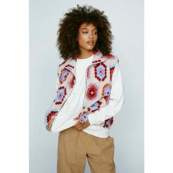 NastyGal Aztec Print Zip Through Fleece Gilet For Female