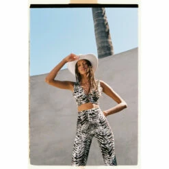 NastyGal Animal Crepe Plunging Scuba Bralette For Female