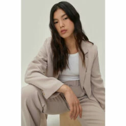 NastyGal Pocket Front Fluid Single Breasted Blazer For Female