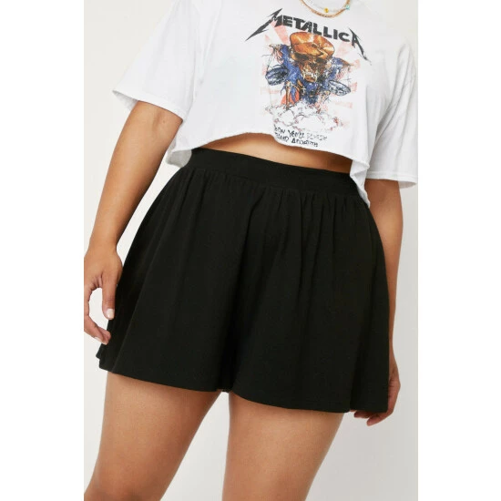 NastyGal Plus Size Ribbed Jersey Shorts For Female - Image 3