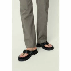 NastyGal Leather Cleated Toe Thong Sandals For Female