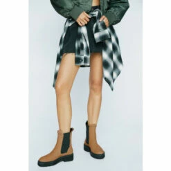 NastyGal Real Leather Chunky Chelsea Boot For Female