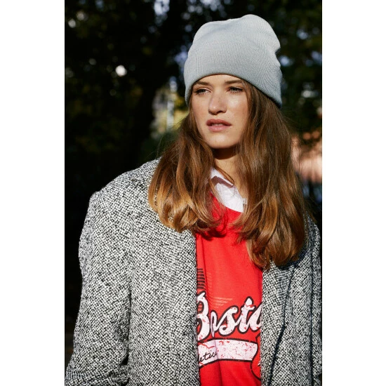 NastyGal Recycled Basic Knit Beanie For Female - Image 5