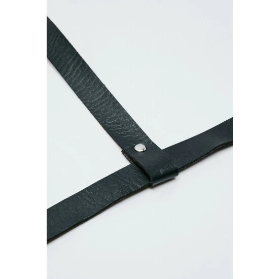 NastyGal Faux Leather Ring Detail Leg Harness For Female - Image 4