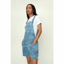 NastyGal Floral Laser Print Denim Short Dungarees For Female