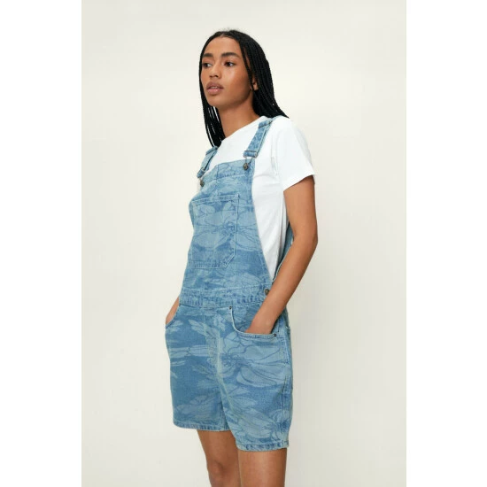 NastyGal Floral Laser Print Denim Short Dungarees For Female - Image 5