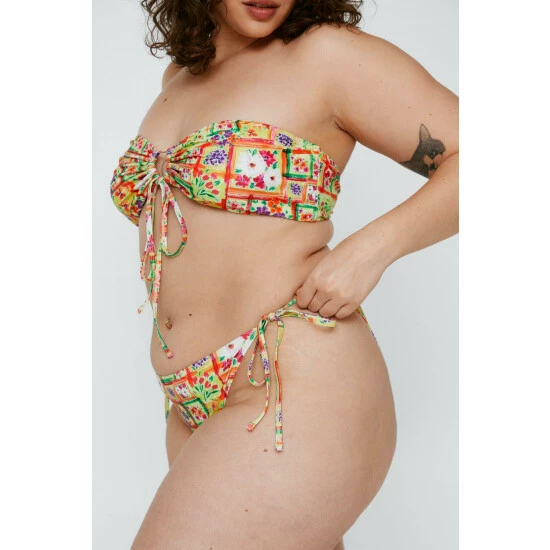 NastyGal Plus Size Recycled Floral Print Bandeau Bikini For Female - Image 2